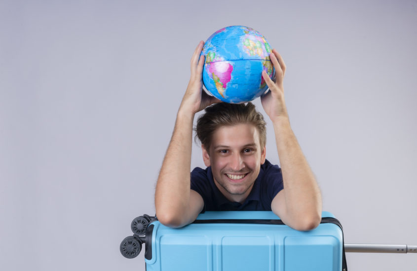 Aumenta número de países que exigem seguro viagem: confira lista atualizada