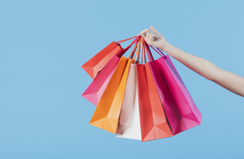 Limite para compras no exterior dobra e passa agora para US$ 1 mil