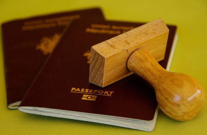 Conheça os passaportes mais poderosos do mundo em 2022